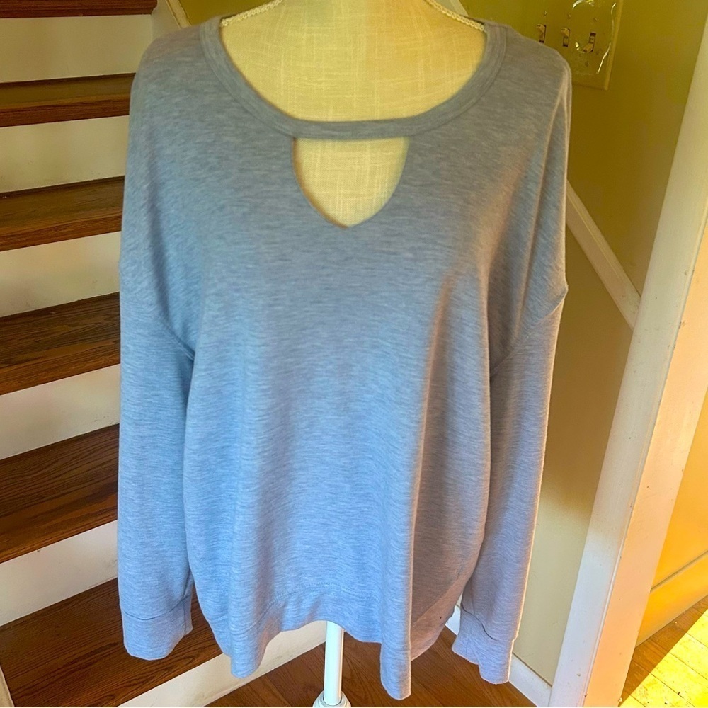 Juicy Couture Top Women’s XL Blue Keyhole Long Sleeve Shirt Hi-low Soft Boho